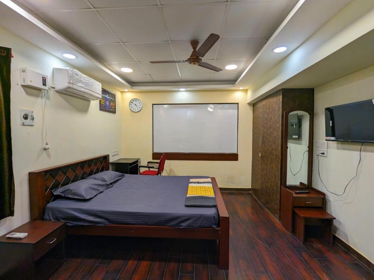 Guest house Gkv Service Saligramam